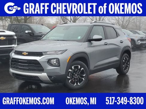 Used 2023 Chevrolet TrailBlazer LT w/ Convenience Package image 1