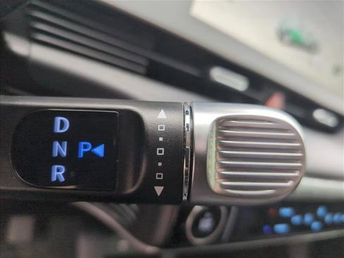 Used 2024 Hyundai Ioniq 5 SEL image 16