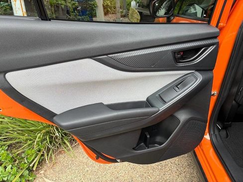 Used 2020 Subaru Crosstrek 2.0i Premium w/ Moonroof Package 2 image 29