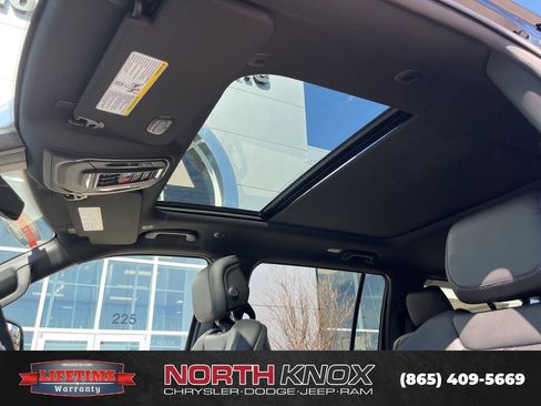 New 2026 Jeep Grand Wagoneer L 4WD image 12