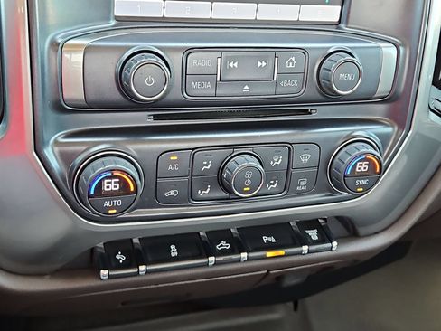 Used 2017 Chevrolet Silverado 2500 LT w/ LT Fleet Convenience Package AWD/4WD image 19