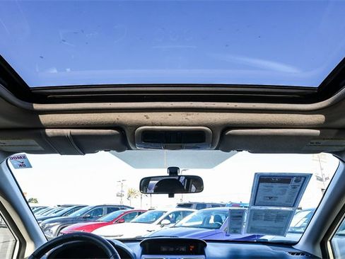 Used 2016 Subaru Crosstrek 2.0i Premium w/ Moonroof Package image 17