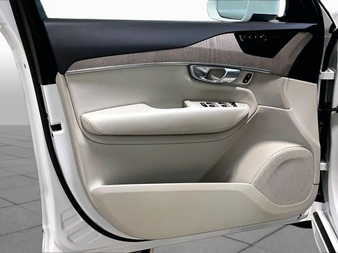 Certified 2023 Volvo XC90 B6 Plus w/ Protection Package Premier AWD/4WD image 21