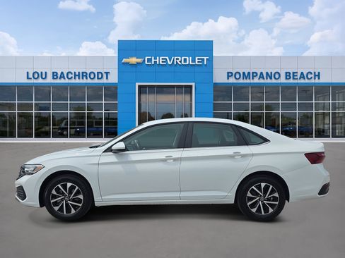 Used 2024 Volkswagen Jetta S FWD image 4