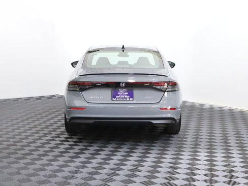 Used 2023 Honda Accord Sport image 7