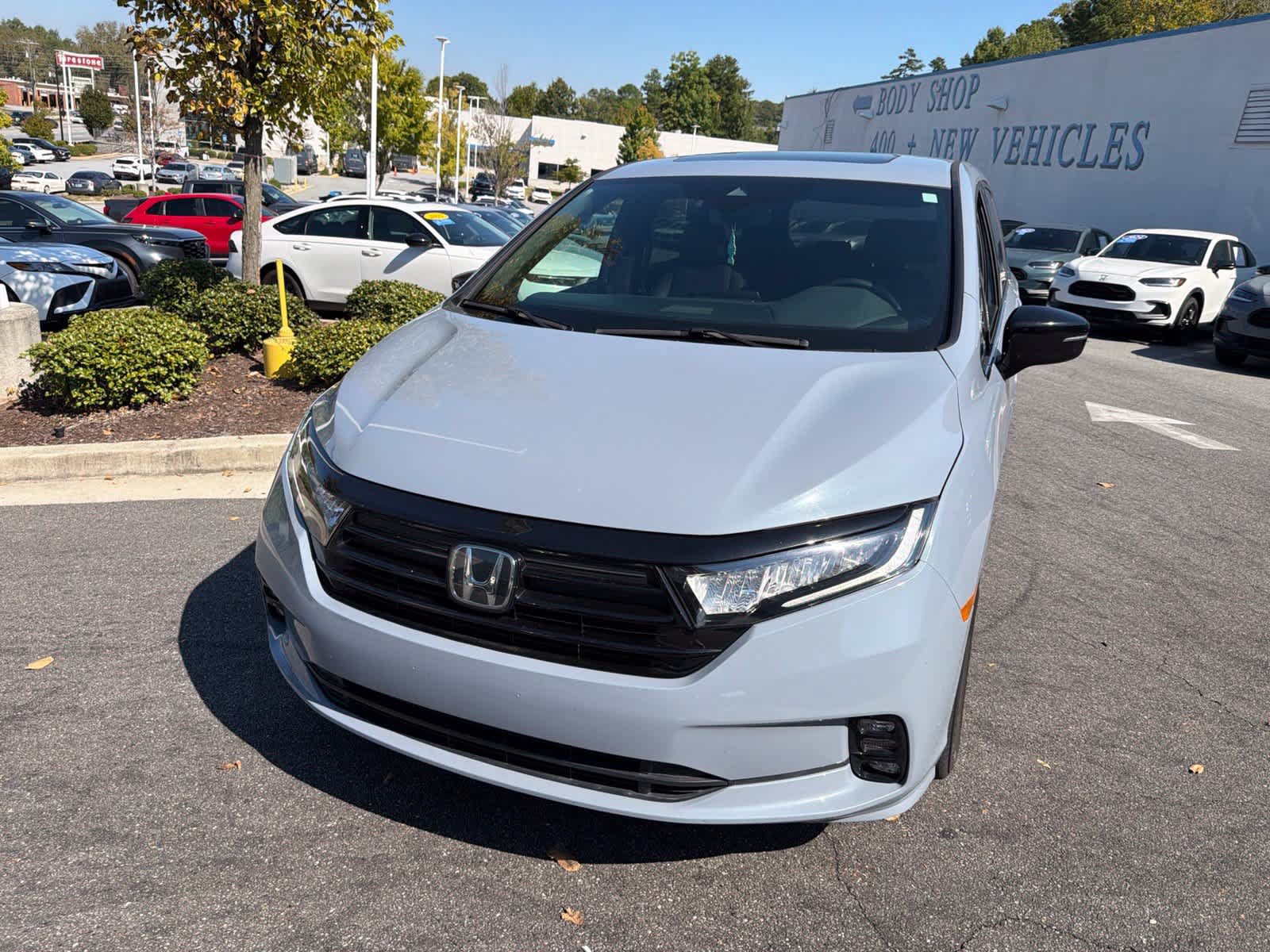 Used 2024 Honda Odyssey Sport image 4