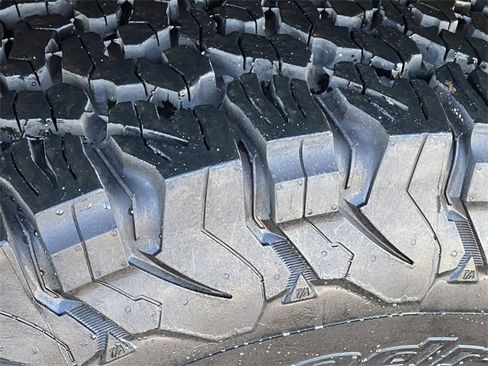 Used 2020 Ford F150 XLT w/ Equipment Group 302A Luxury image 8