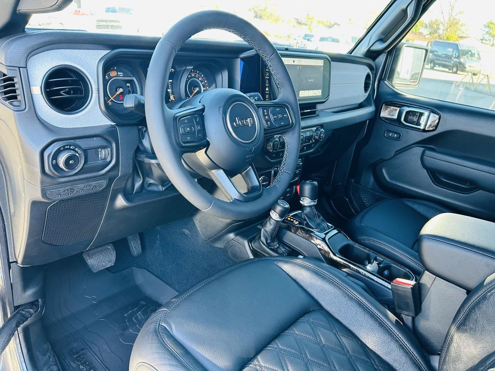 New 2025 Jeep Wrangler Unlimited Sport AWD/4WD image 18