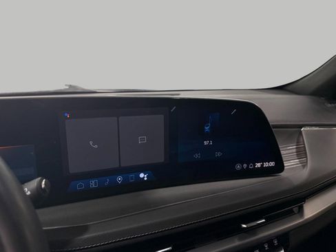 Used 2024 Cadillac XT4 Premium Luxury w/ Cold Weather Package image 16