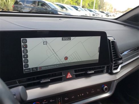 Certified 2024 Kia Sportage SX image 25