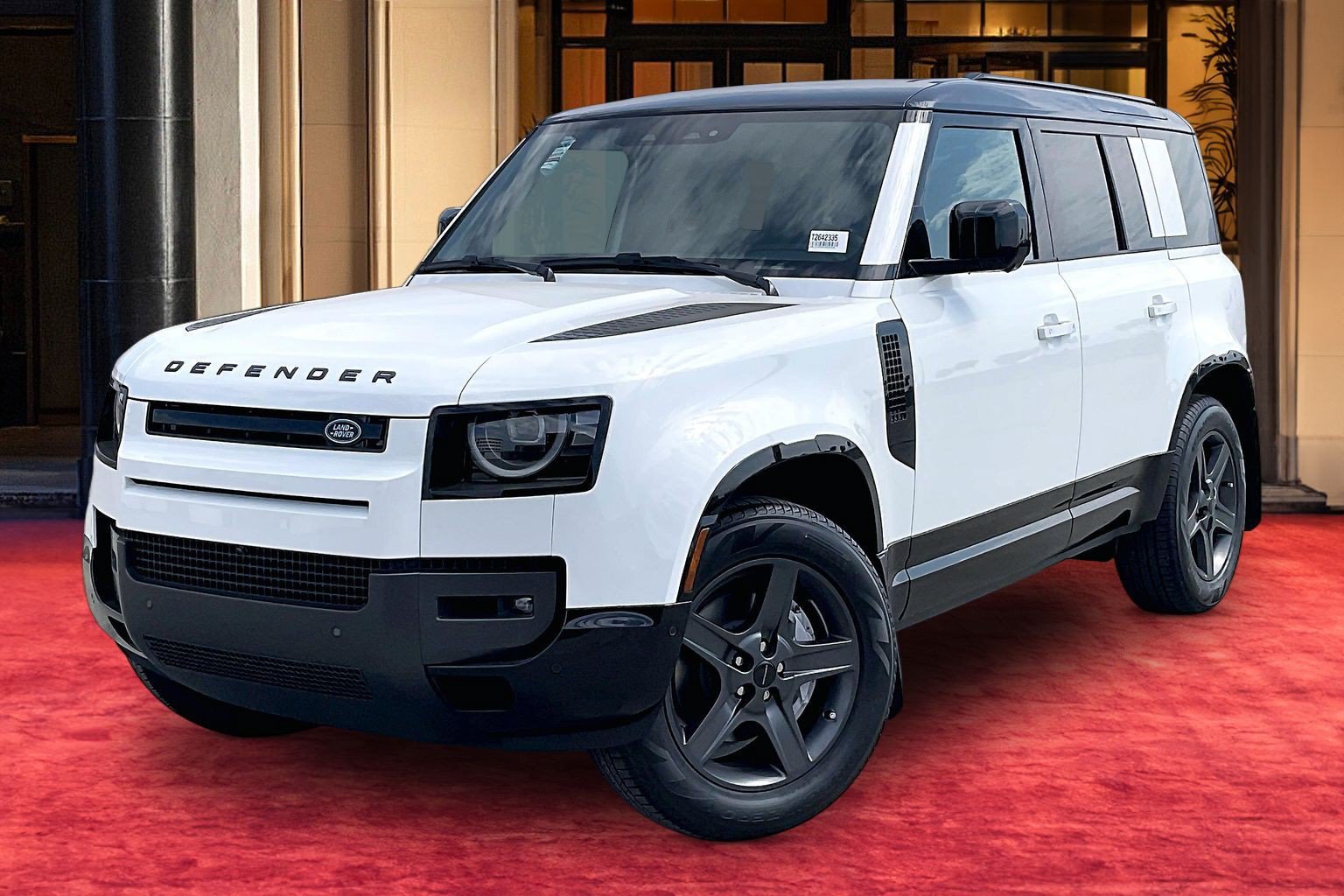 New 2026 Land Rover Defender 110 X-Dynamic SE AWD/4WD image 1
