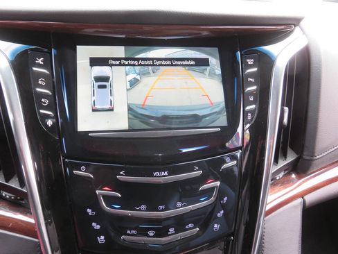 Used 2015 Cadillac Escalade ESV Premium AWD/4WD image 20