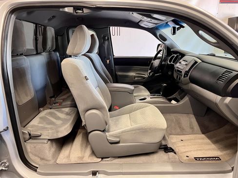 Used 2010 Toyota Tacoma 2WD Access Cab image 20