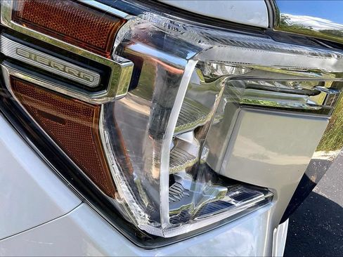 Used 2022 GMC Sierra 1500 Denali AWD/4WD image 28