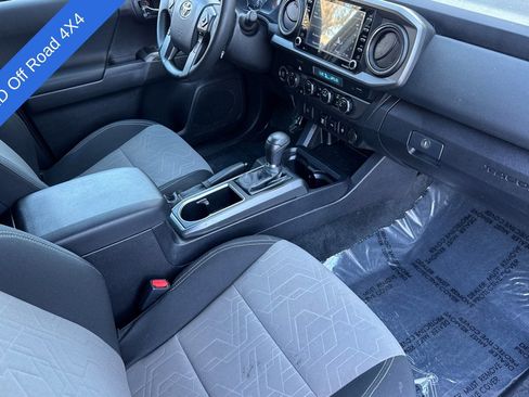 Used 2023 Toyota Tacoma TRD Off-Road w/ Black Out Package (TMS) image 15