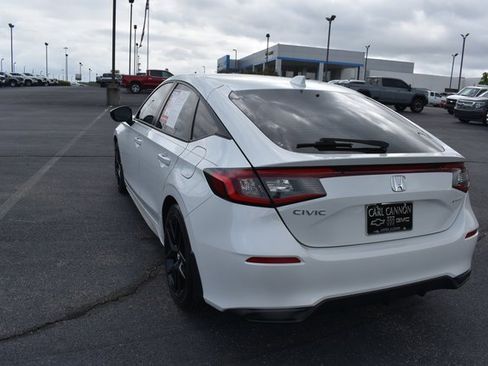 Used 2022 Honda Civic Sport image 4