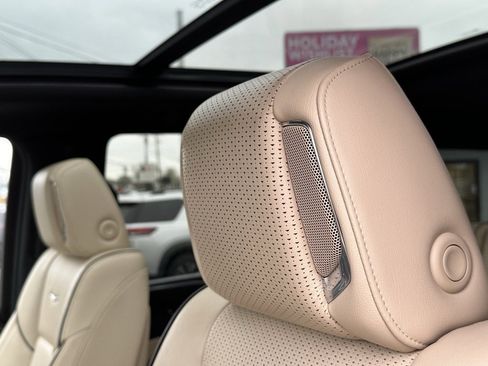 Used 2021 Cadillac Escalade Premium Luxury w/ Driver Assist Tech Package image 11