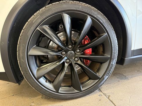 Used 2020 Tesla Model X Performance AWD/4WD image 38