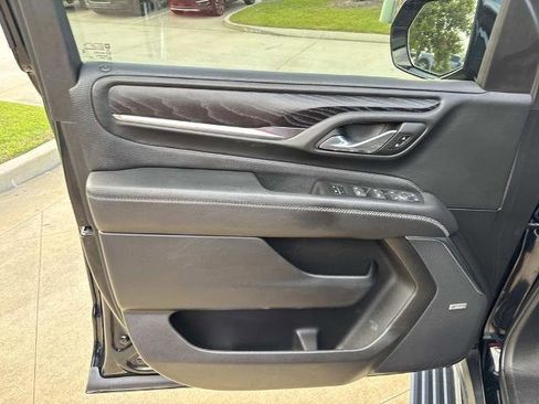 Used 2023 GMC Yukon XL Denali RWD image 23
