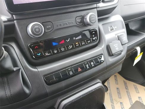 New 2025 RAM ProMaster 3500 w/ Quick Order Package 22G SLT image 28