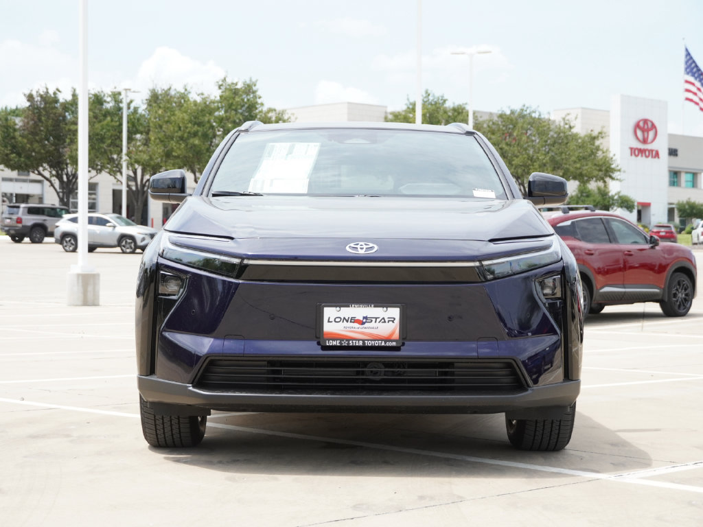 Used 2026 Toyota bZ FWD image 3