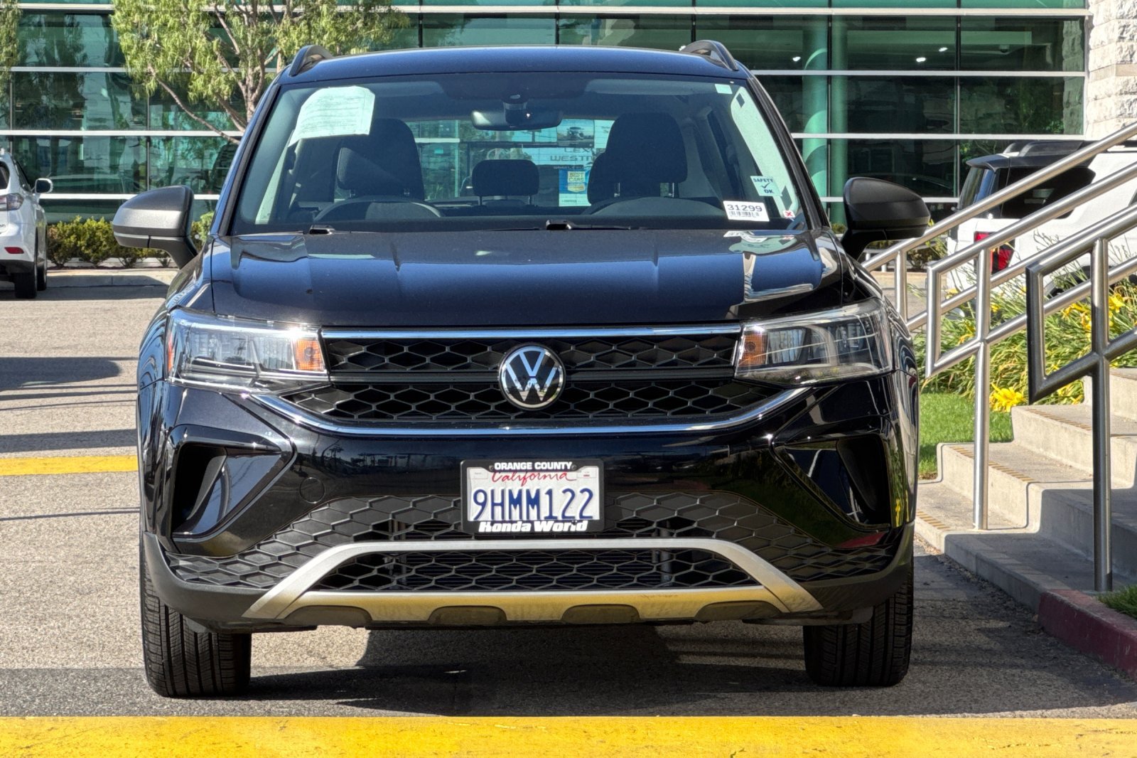 Used 2023 Volkswagen Taos S FWD image 9