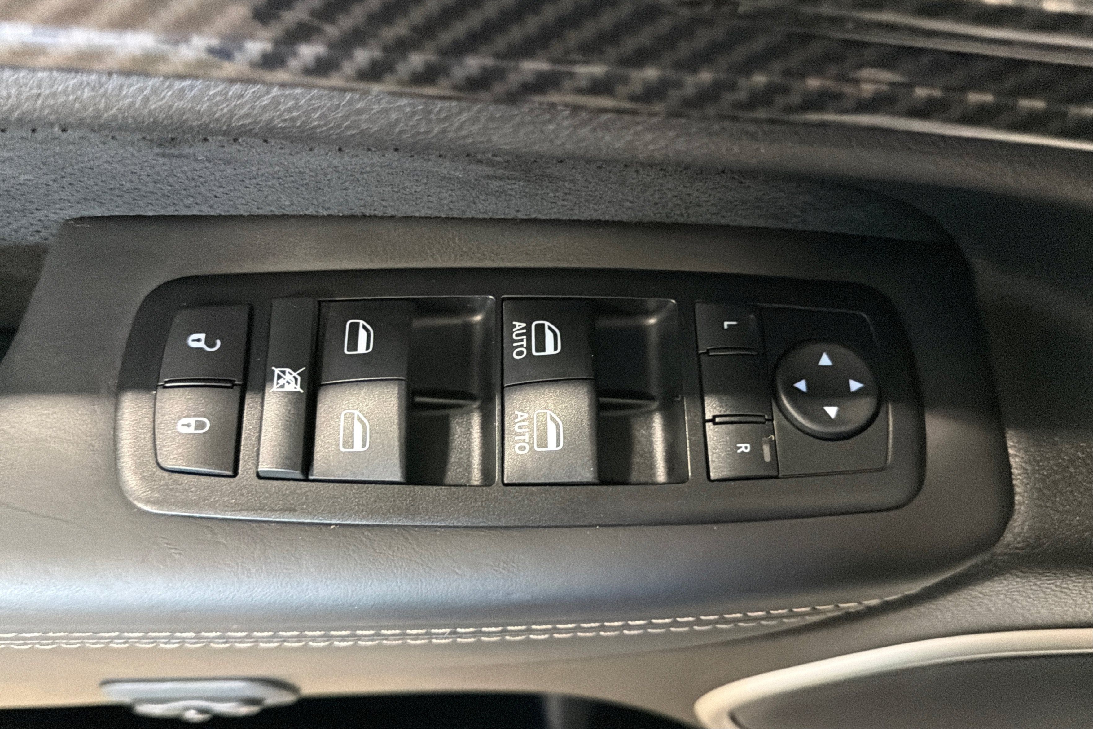 Used 2014 Jeep Grand Cherokee SRT w/ Trailer Tow Group IV AWD/4WD image 16
