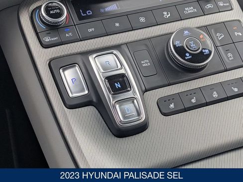 Certified 2023 Hyundai Palisade SEL w/ Premium Package AWD/4WD image 30