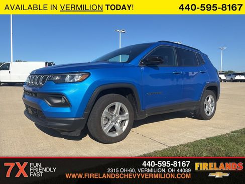 Used 2023 Jeep Compass Latitude w/ Convenience Group image 1