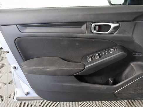 Used 2023 Honda Civic Sport image 12