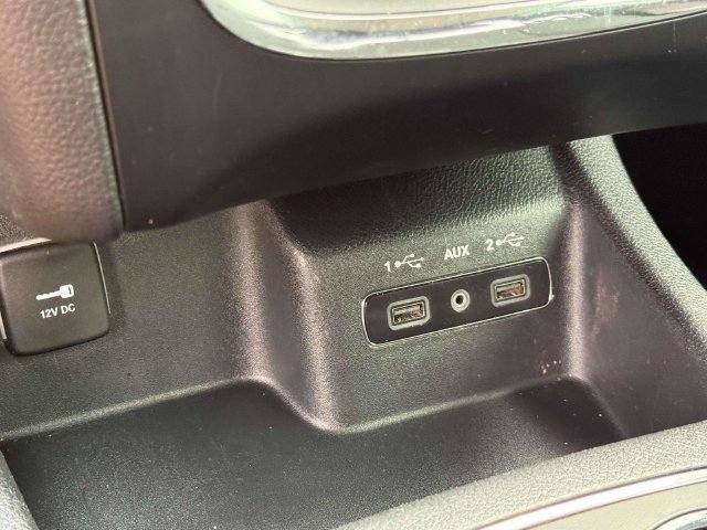 Used 2018 Dodge Durango SXT w/ Quick Order Package 2BB AWD/4WD image 30