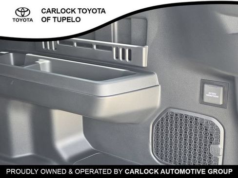 Used 2025 Toyota 4Runner TRD Off-Road Premium AWD/4WD image 36
