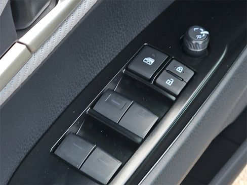 New 2026 Toyota Camry SE image 17