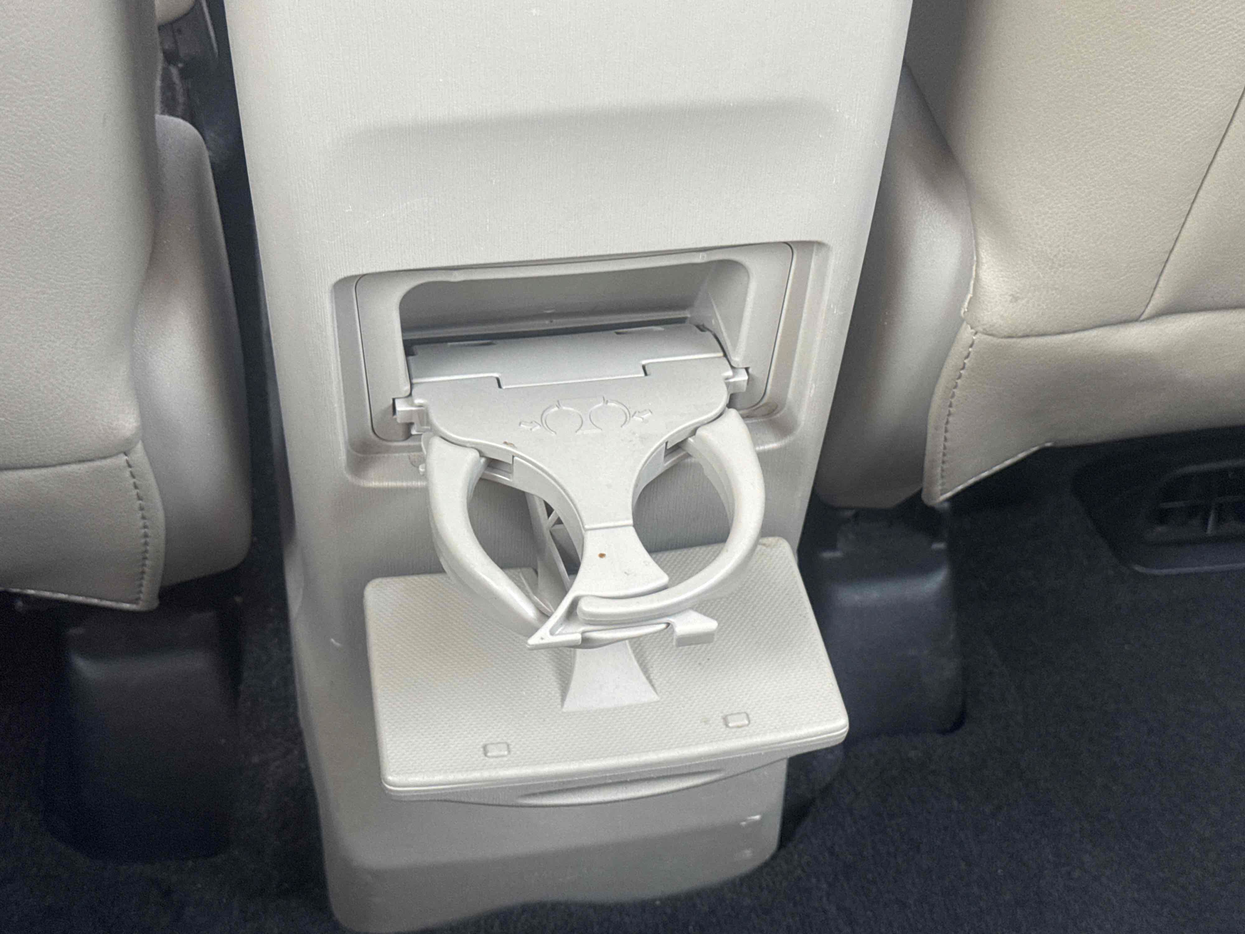 Used 2013 Toyota Prius V Five FWD image 24