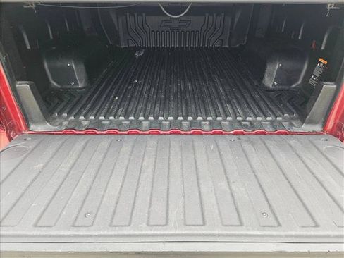 Used 2023 Chevrolet Silverado 1500 LT RWD image 6