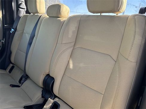 Used 2020 Jeep Gladiator Sport image 12