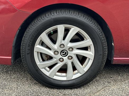 Used 2013 MAZDA MAZDA5 Sport image 10