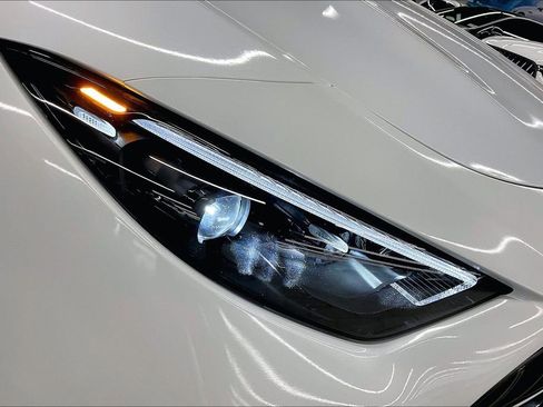 Certified 2022 Mercedes-Benz SL 63 AMG 4MATIC image 23