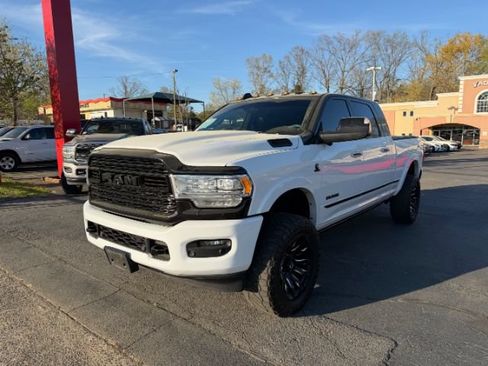 Used 2019 RAM 2500 Limited AWD/4WD image 3