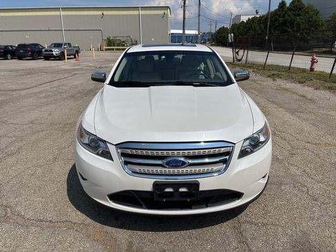 Used 2012 Ford Taurus Limited AWD/4WD image 8
