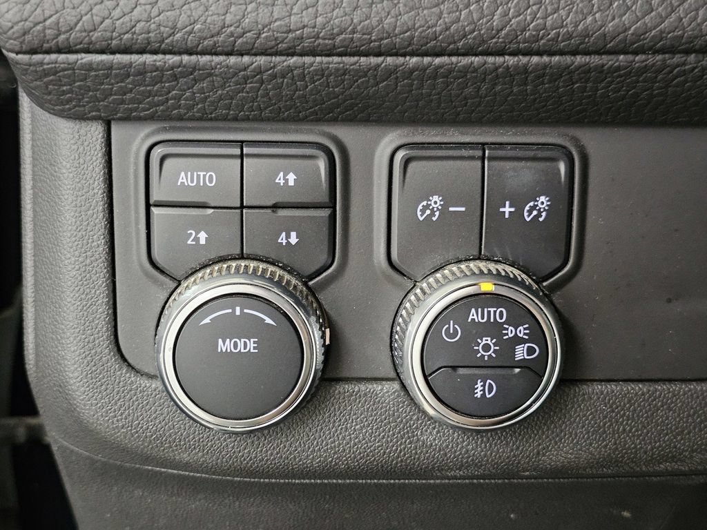 Used 2021 GMC Yukon Denali AWD/4WD image 41