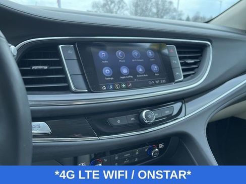 Used 2024 Buick Enclave Essence image 14