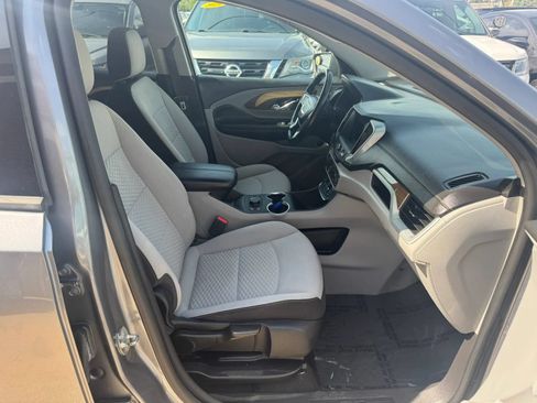 Used 2020 GMC Terrain SLE w/ Driver Convenience Package FWD image 12