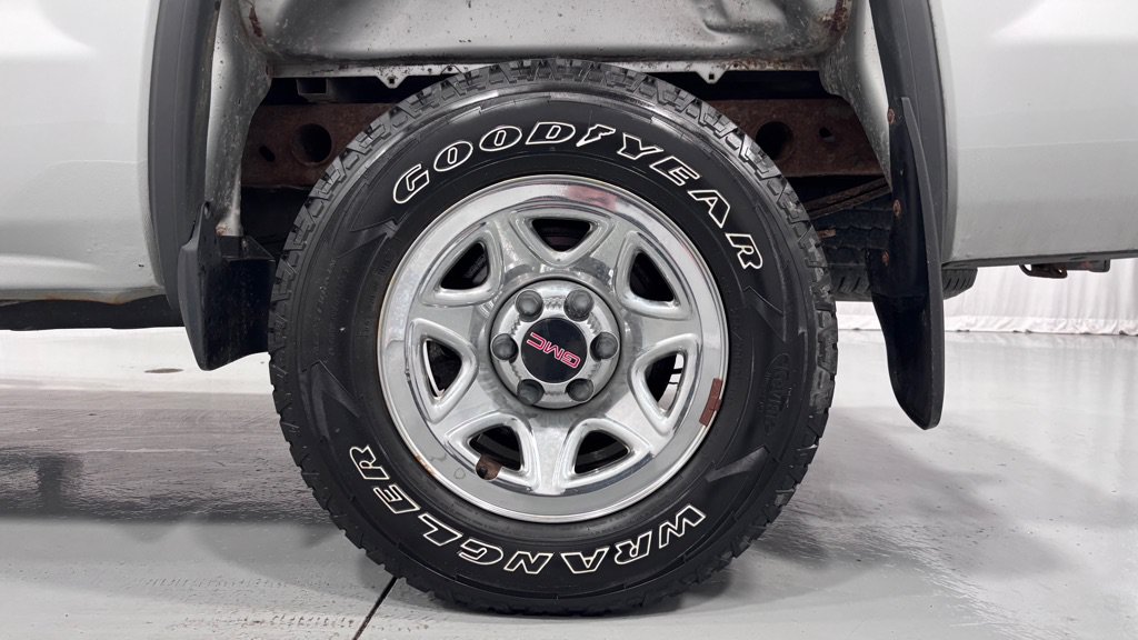 Used 2014 GMC Sierra 1500 2WD Regular Cab w/ Sierra Convenience Package image 24