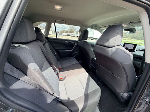 Used 2025 Toyota RAV4 XLE image 14