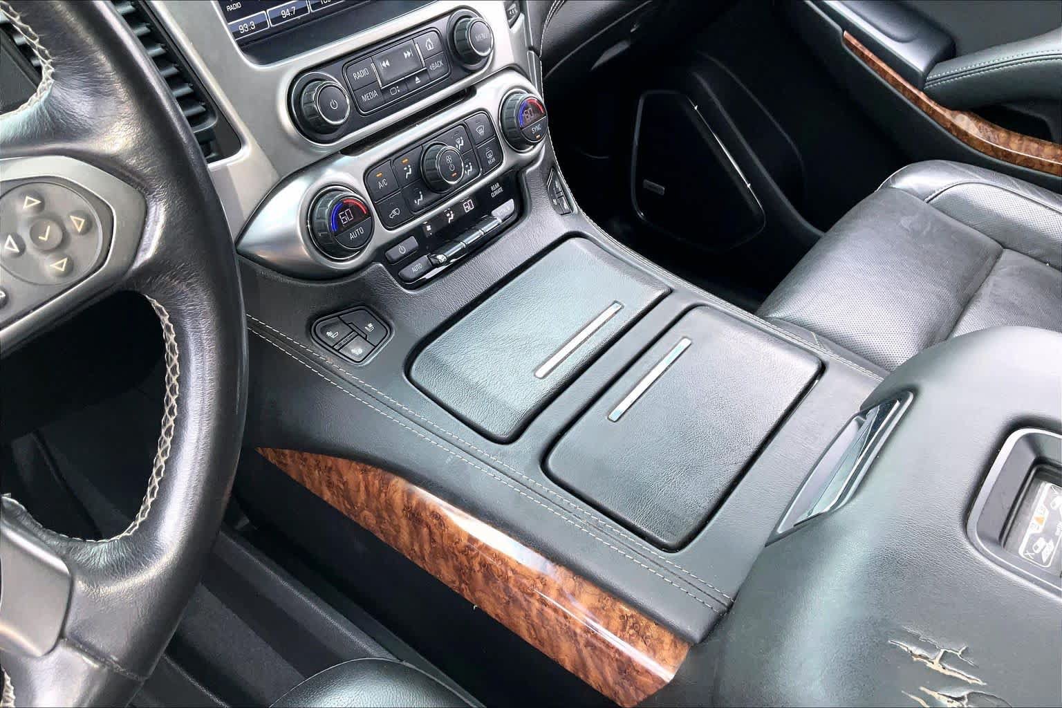 Used 2019 Chevrolet Tahoe Premier AWD/4WD image 15