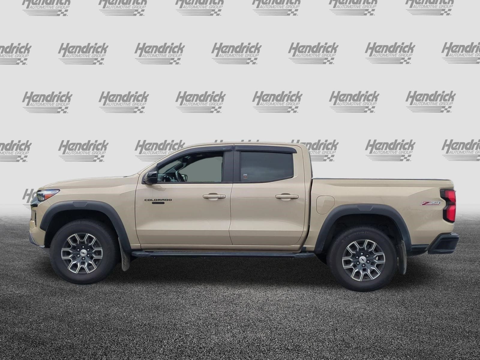 Used 2023 Chevrolet Colorado Z71 w/ Z71 Convenience Package 2 AWD/4WD image 7
