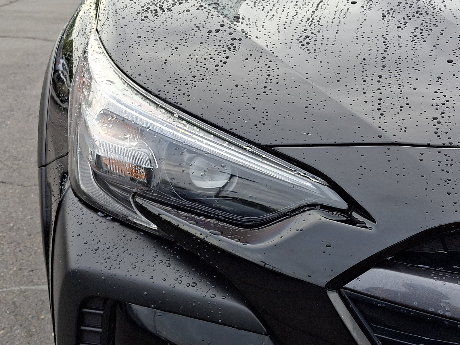 Certified 2024 Subaru Outback Premium AWD/4WD image 9