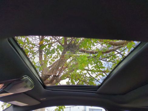 Used 2025 BMW M440i Coupe w/ Premium Package image 20