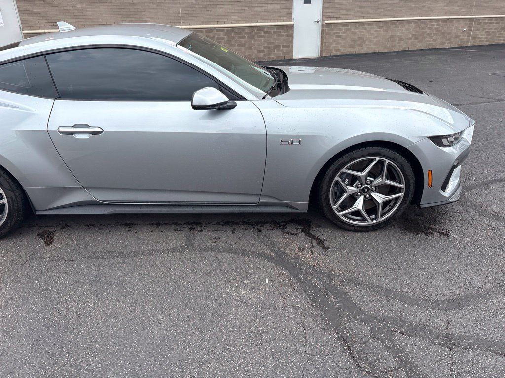 Used 2024 Ford Mustang GT Premium w/ GT Performance Package RWD image 9